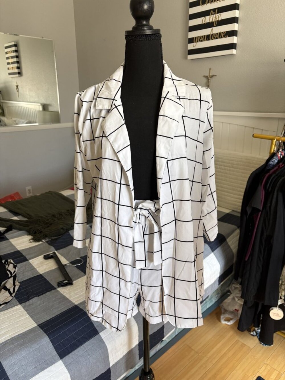 SHEIN Grid Print Blazer & Shorts Set — White & Black, Size M